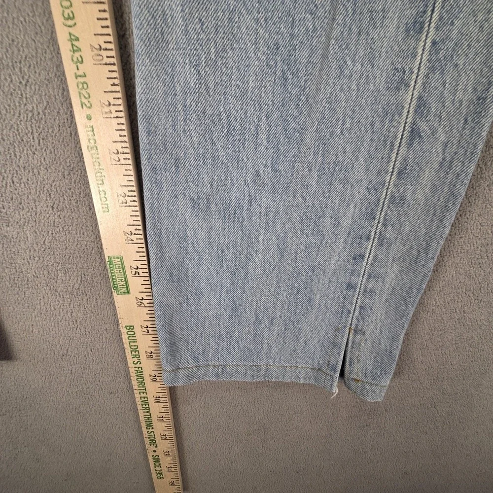 VTG Levis 501 Jeans Mens Blue Light Wash‎ Straight Button Fly USA Fits 26x29